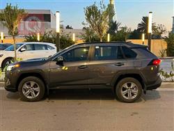 تۆیۆتا ڕاڤ 4